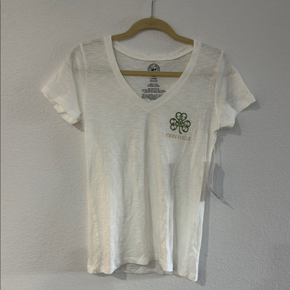 Erin Hills White and Green Fitted Short Sleeve Tee